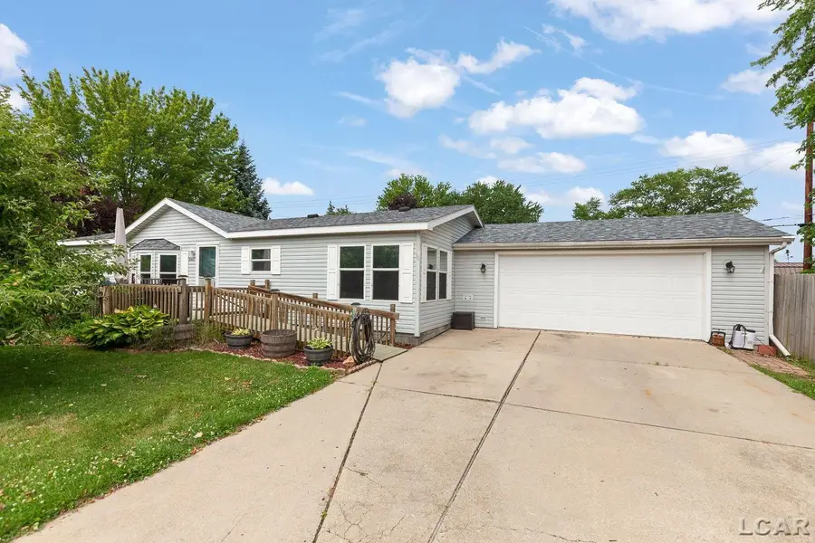 3207 Erie Shore Drive, Monroe, MI 48162 - #2