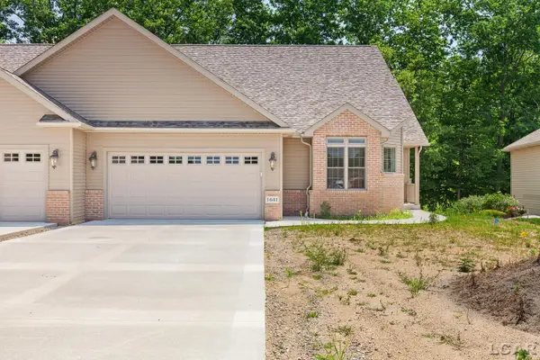 1641 Rivers Edge Court, Adrian, MI 49221