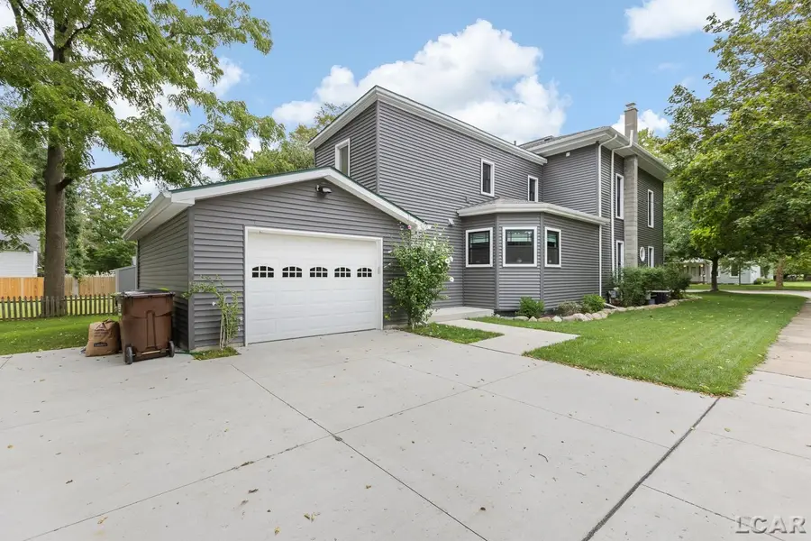 215 W Shawnee Street, Tecumseh, MI 49286 - #3