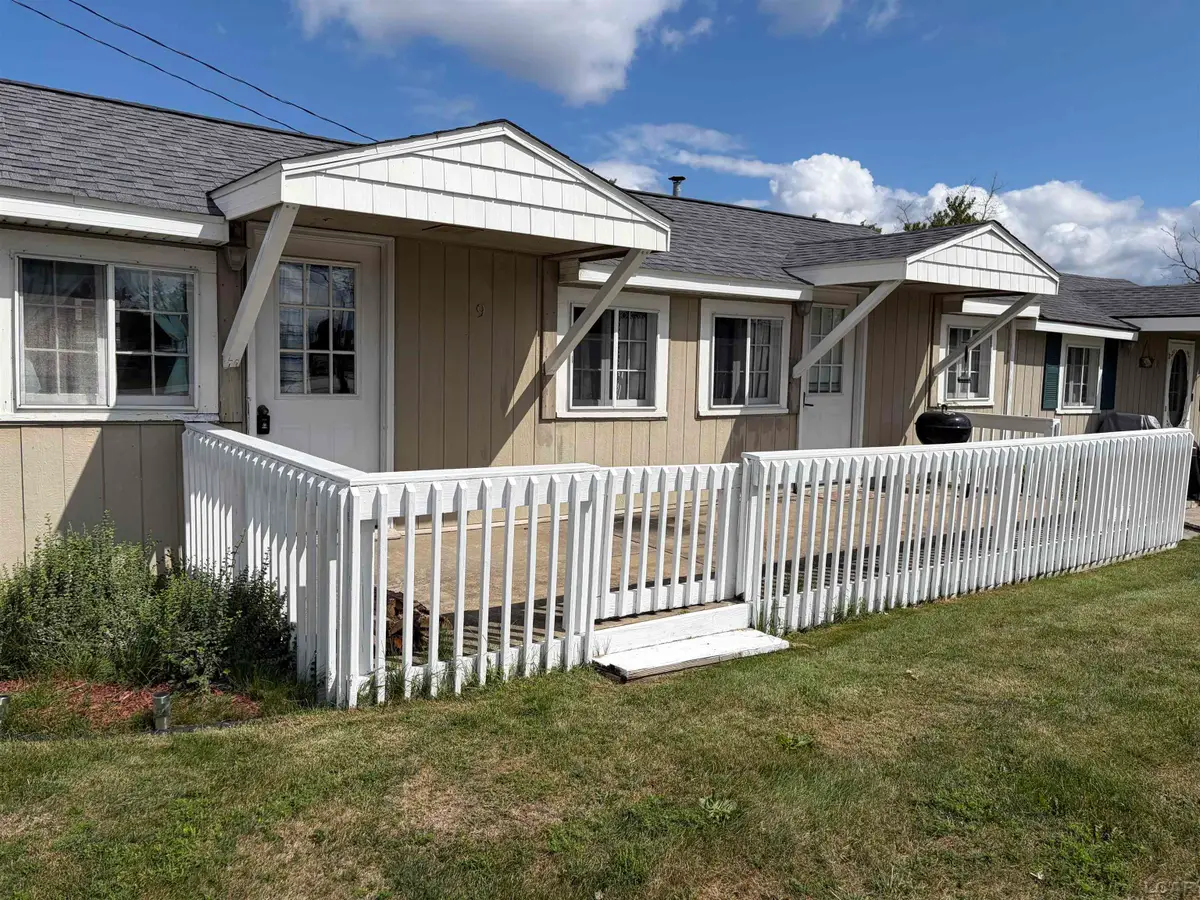 6344 W Houghton Lake Drive, Houghton Lake, MI 48629 - #1