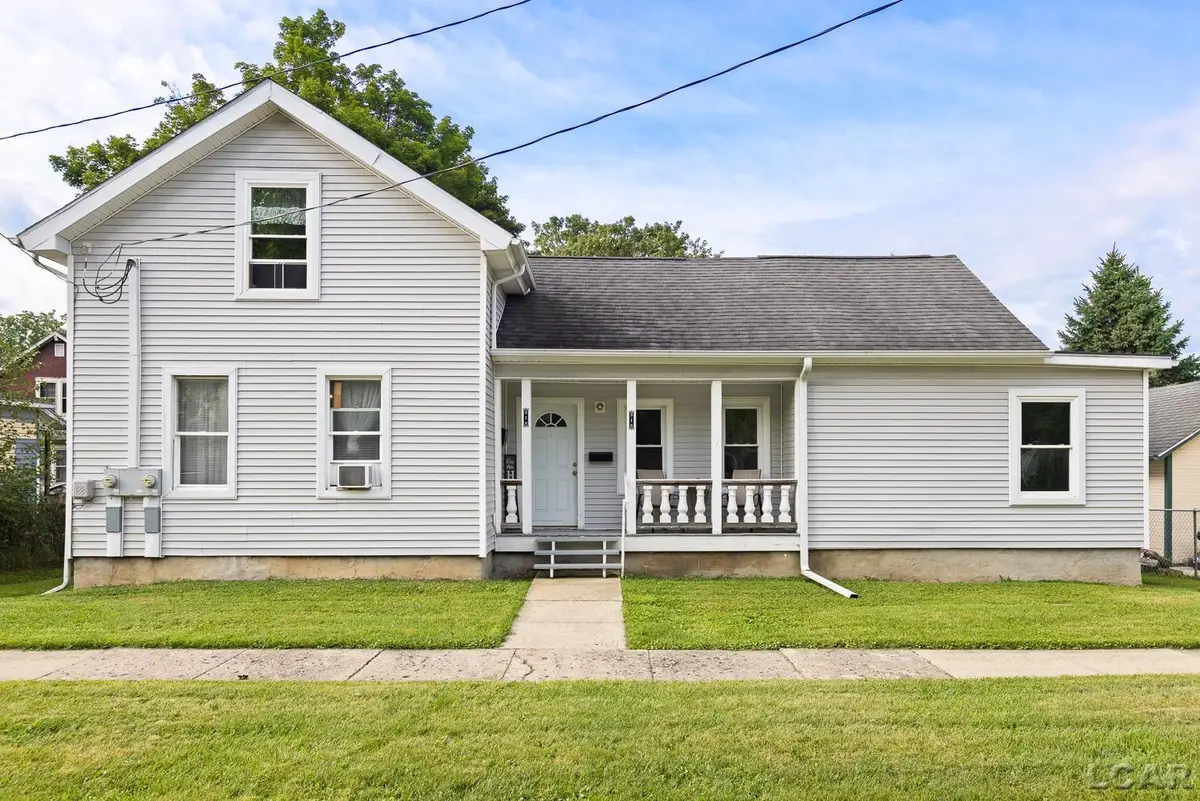 318 E Hunt Street, Adrian, MI 49221 - #1