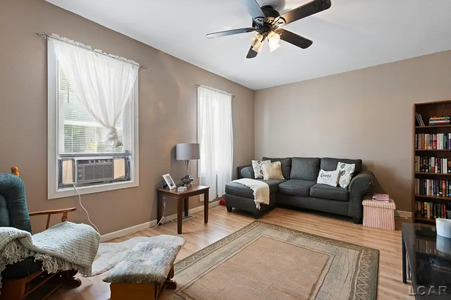 318 E Hunt Street, Adrian, MI 49221 - #2