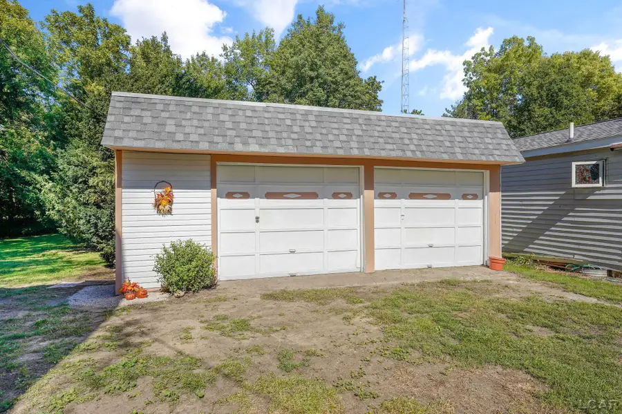 117 Railroad Street, Blissfield, MI 49228 - #2