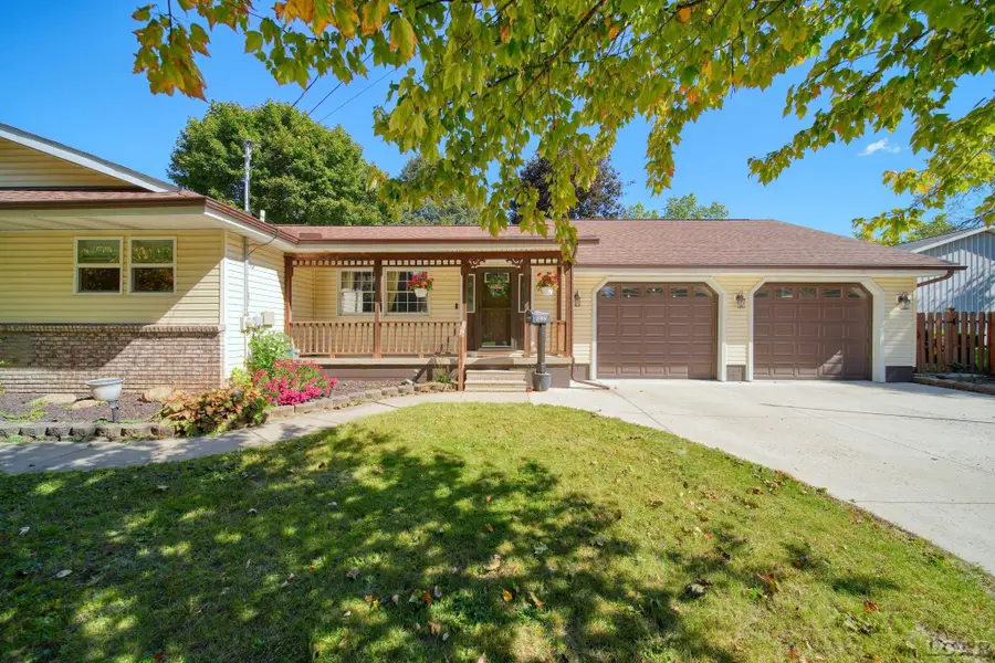 837 Howell Avenue, Adrian, MI 49221 - #2