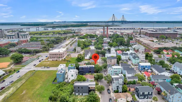 66 Cooper Street, Charleston, SC 29403