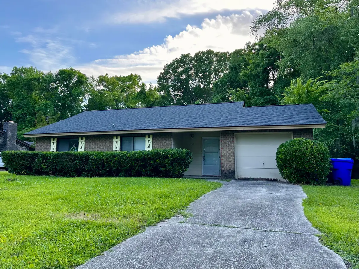 1039 Yorktown Drive, Charleston, SC 29412 - Image #1