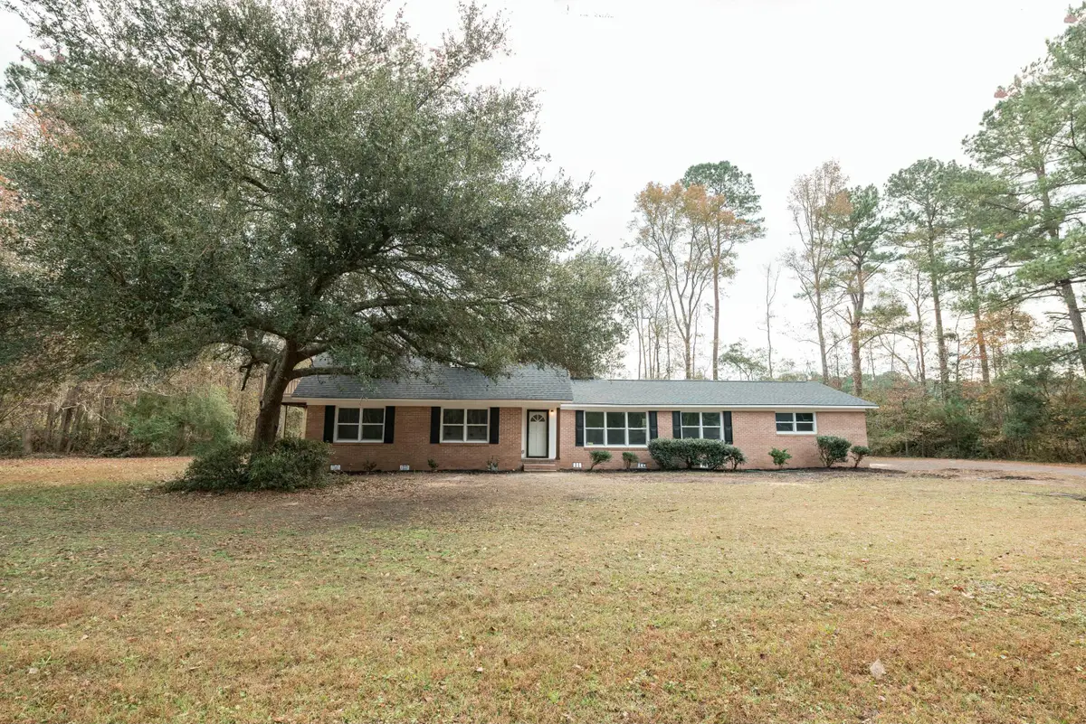 106 Reardon Avenue, Walterboro, SC 29488 - Image #1