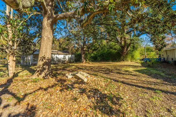 4226 Barnwell Avenue, North Charleston, SC 29405