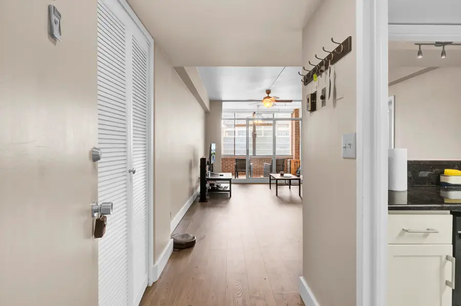 14 Lockwood Drive #6h, Charleston, SC 29401 - Image #3