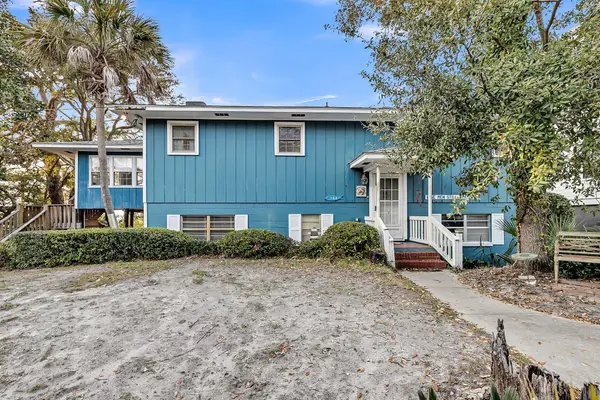 702 E Erie Avenue, Folly Beach, SC 29439