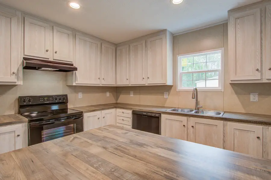 413 Peacock Lane, Summerville, SC 29486 - Image #2