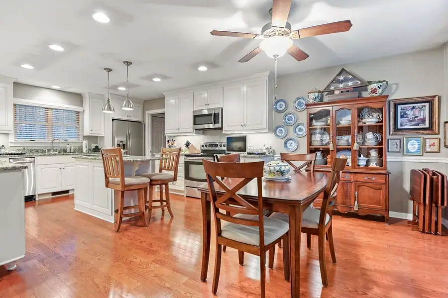 302 Summerset Lane, Summerville, SC 29483 - Image #3