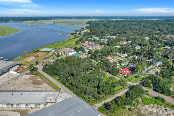 901 7th Street, Port Royal, SC 29935