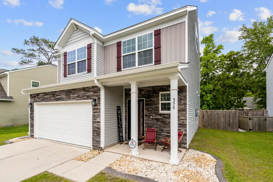 558 Wynfield Forest Drive, Summerville, SC 29485 - Image #3