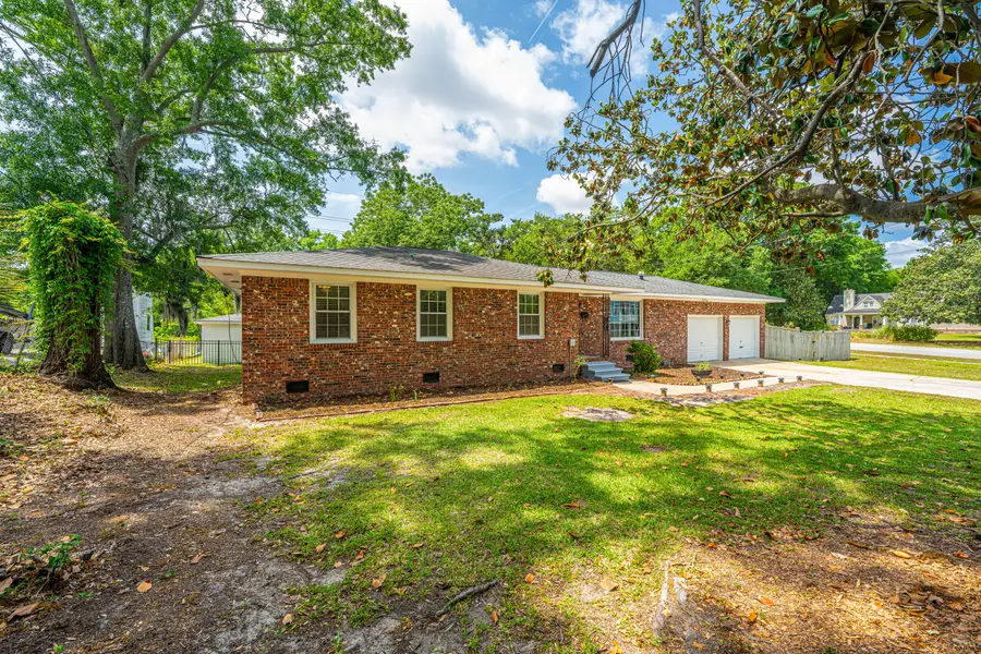 5823 Lakeview Drive, Hanahan, SC 29410 - #3