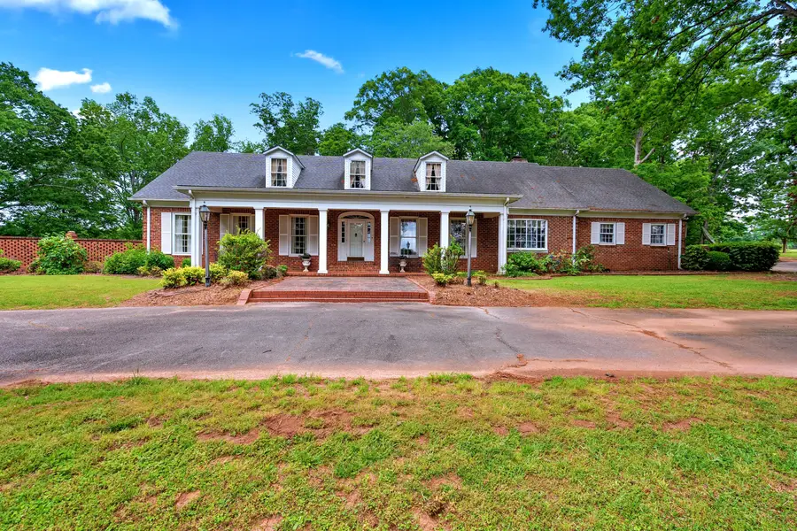 2221 W Deadfall Road, Greenwood, SC 29649 - Image #2