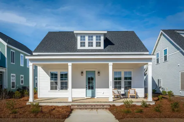 822 Gentle Breeze Drive, Summerville, SC 29486