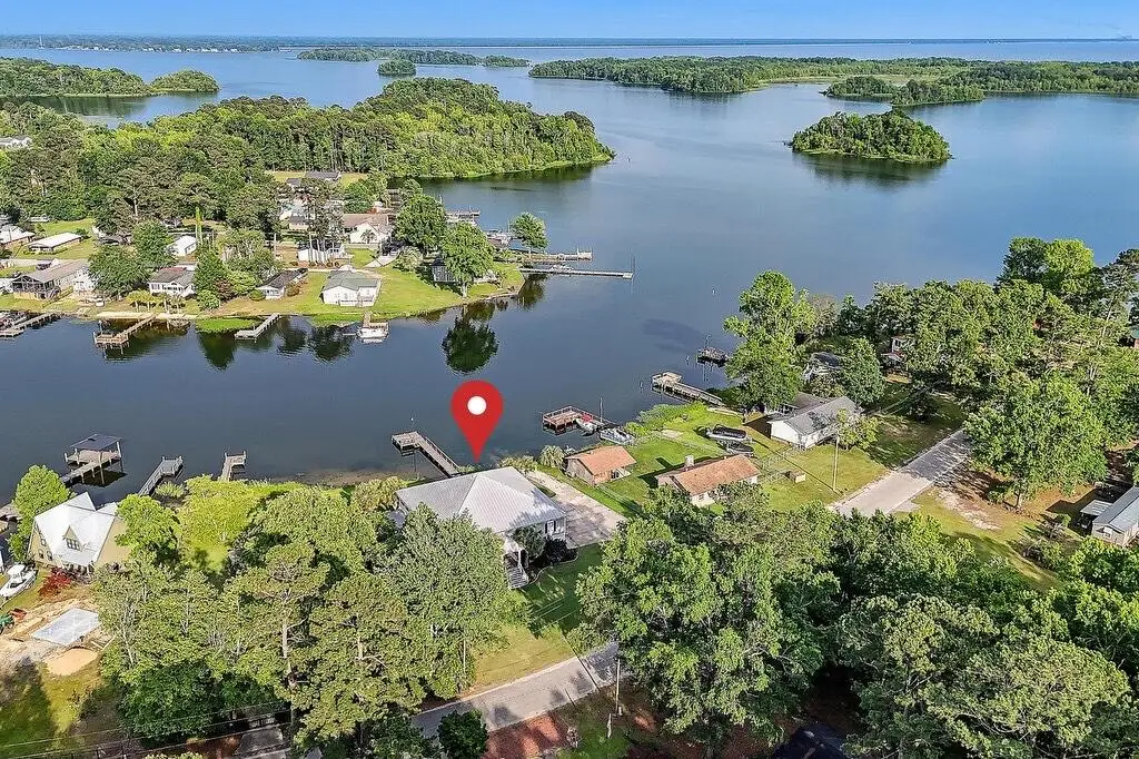 2039 Lake Marion Shores Road, Summerton, SC 29148 - #1