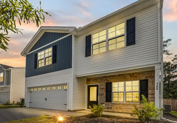 304 Torslanda Lane, Summerville, SC 29486