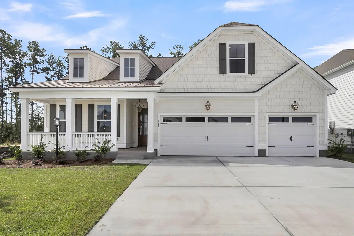 731 Maynard Lane, Summerville, SC 29486 - Image #1