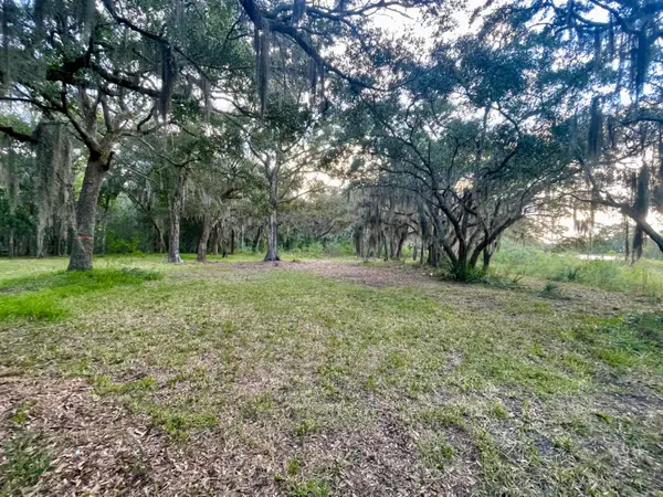 15 B Beagle Club Road, Meggett, SC 29449