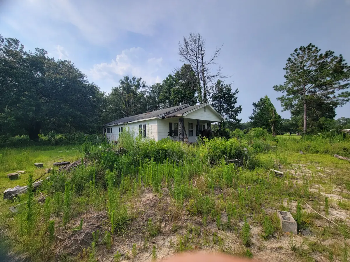 1381 Gausetown Road, Kingstree, SC 29556 - Image #1