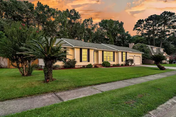 1647 Sulgrave Road, Charleston, SC 29414