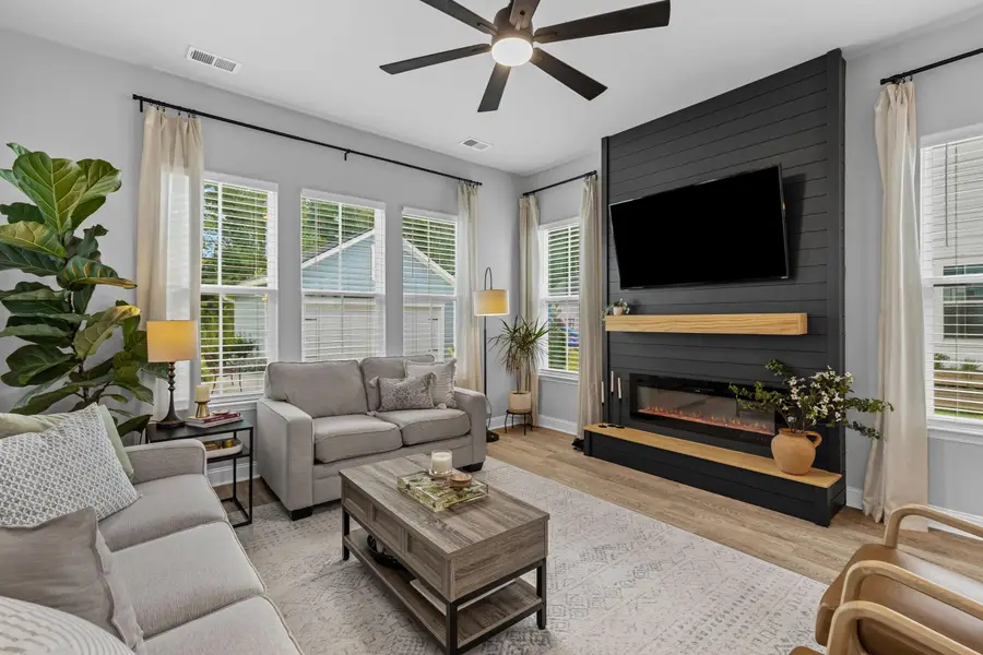 385 Woodgate Way, Summerville, SC 29485 - Image #2