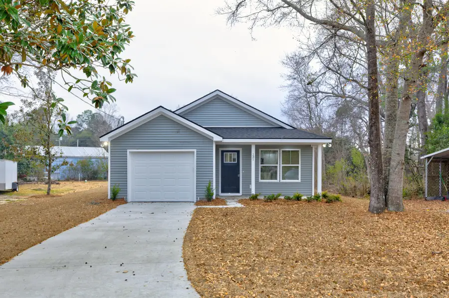 131 Stephanie Circle, Summerville, SC 29483 - Image #2