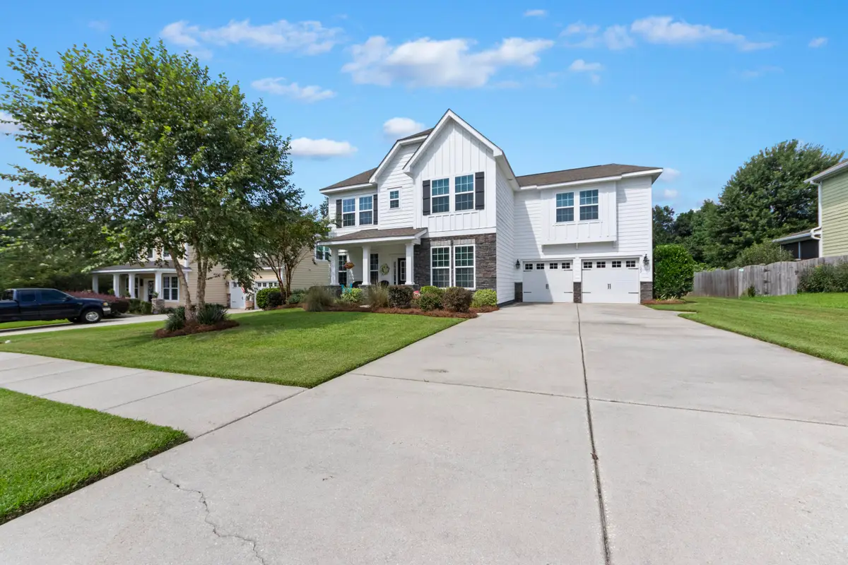 127 Stagecoach Lane, Summerville, SC 29483 - Image #1