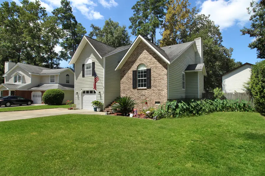 104 Excaliber Place, North Charleston, SC 29418 - Image #2
