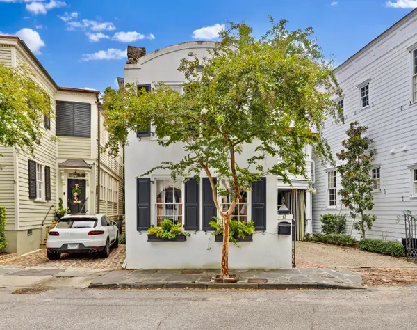 17 Water Street, Charleston, SC 29401
