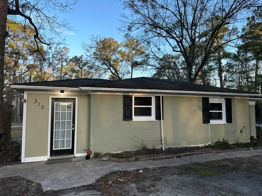 316 Owens Drive, Summerville, SC 29485 - Image #2