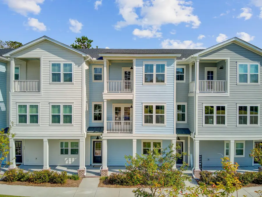 637 N Laurel Street, Summerville, SC 29483 - Image #3