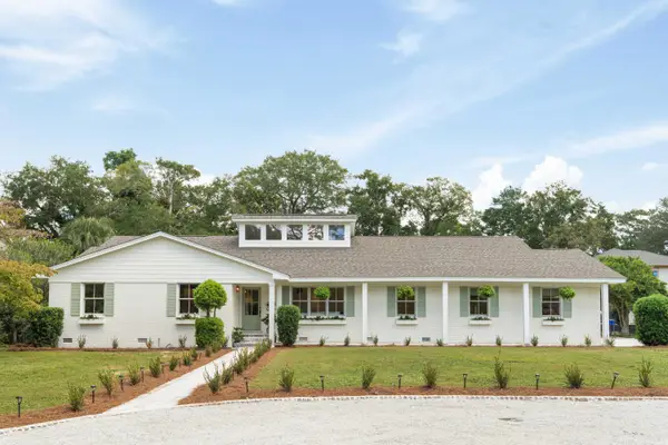 1011 Lakeview Drive, Mount Pleasant, SC 29464