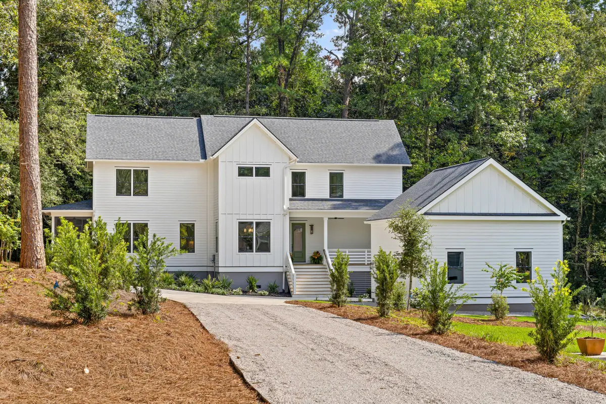 215 Marion Avenue, Summerville, SC 29483 - Image #1