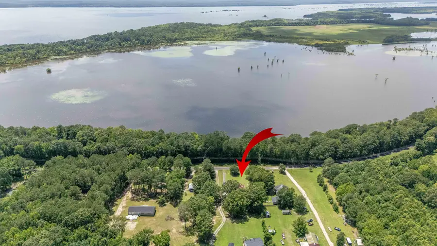 4341 Nelsons Ferry Road, Summerton, SC 29148 - #2