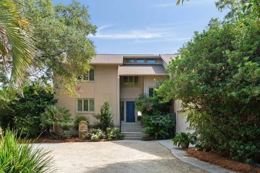 130 E Edgewater Drive, Charleston, SC 29407 - Image #2