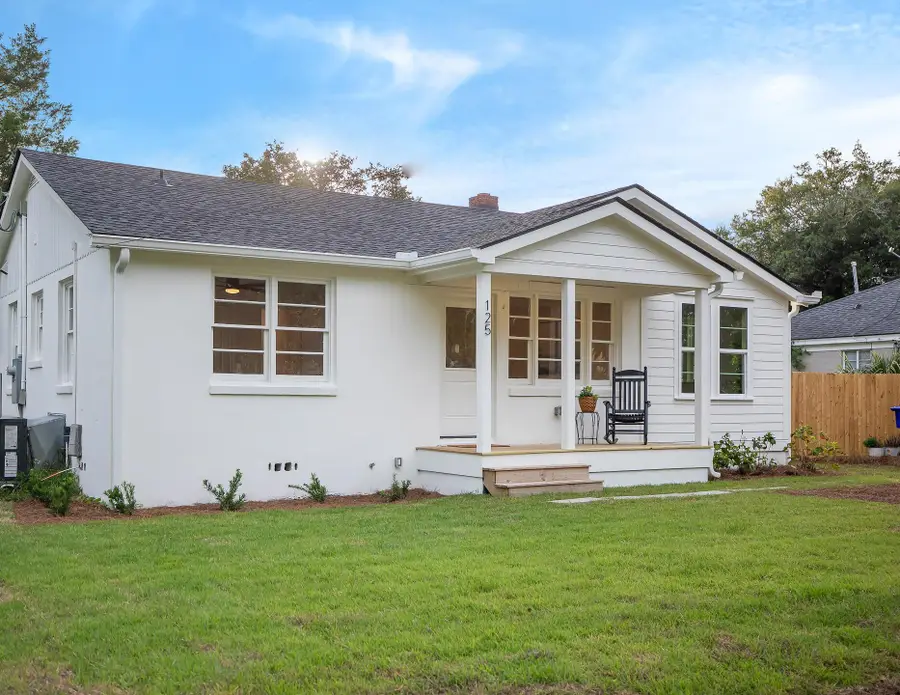 125 Plymouth Avenue, Charleston, SC 29412 - Image #2