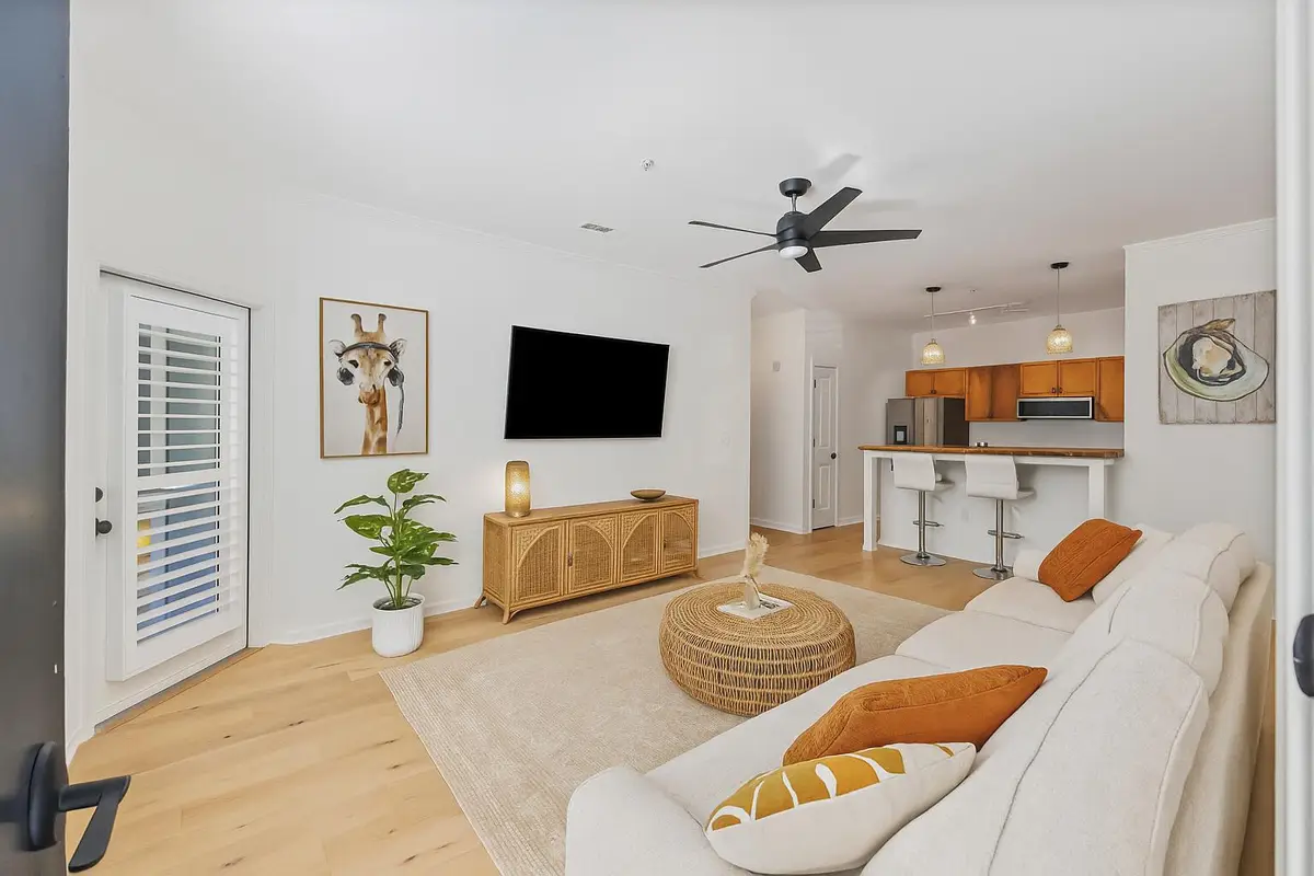 200 Bucksley Lane #105, Charleston, SC 29492 - Image #1