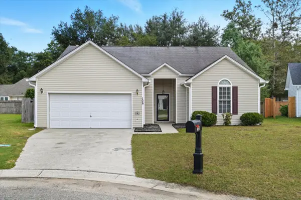 106 Hialeah Court, Summerville, SC 29486