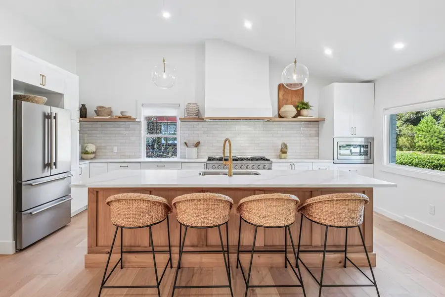 1451 Woodview Lane, Charleston, SC 29412 - Image #2