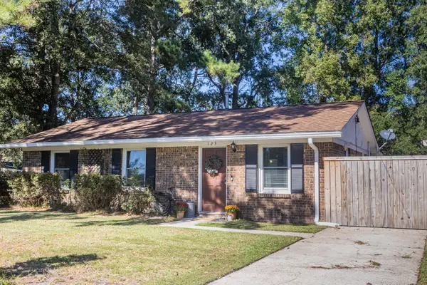 123 Millburn Avenue, Goose Creek, SC 29445