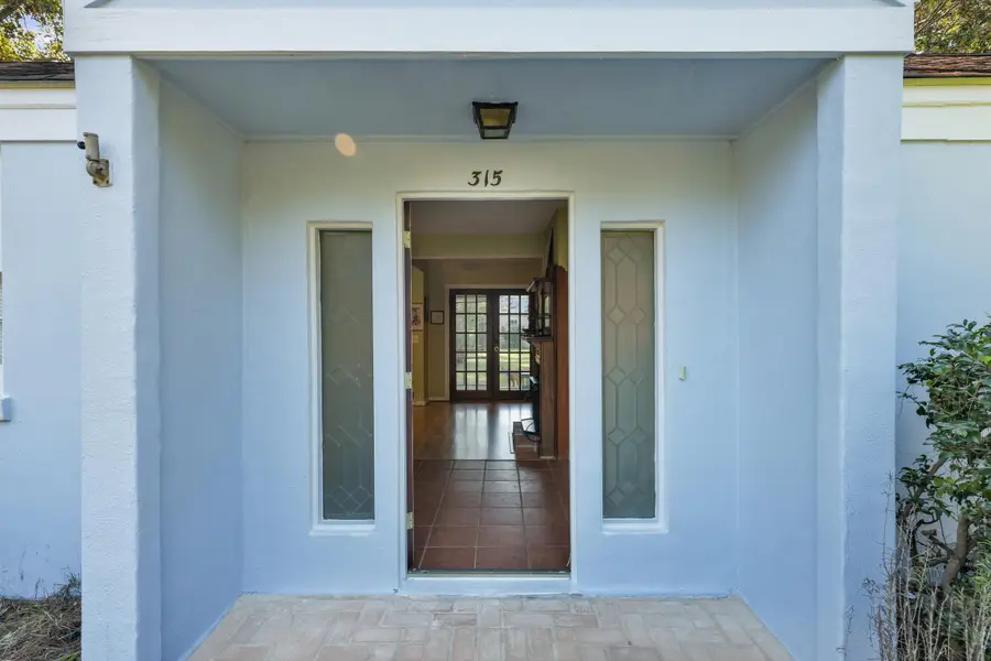 315 Hollywood Drive, Charleston, SC 29407 - Image #2