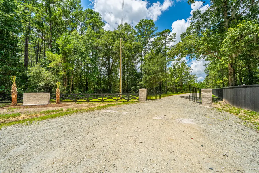 001 Southern Acres Lane, Summerville, SC 29486 - Image #3