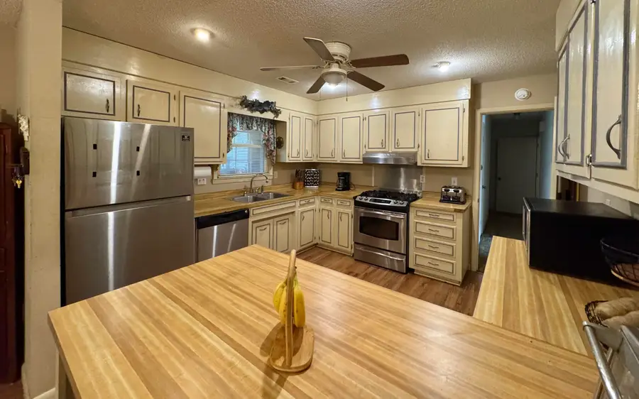 4057 Creekmoor Drive, Orangeburg, SC 29118 - #3