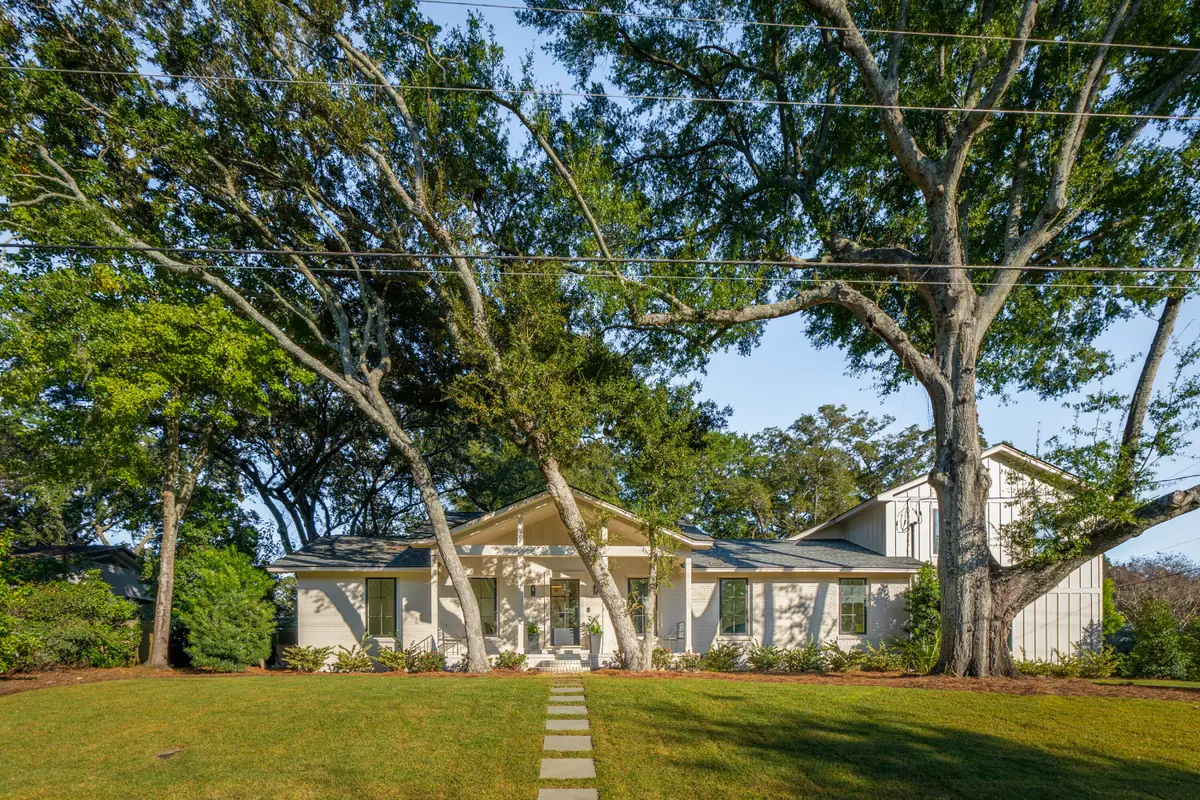 865 N Shem Drive, Mount Pleasant, SC 29464 - Image #1