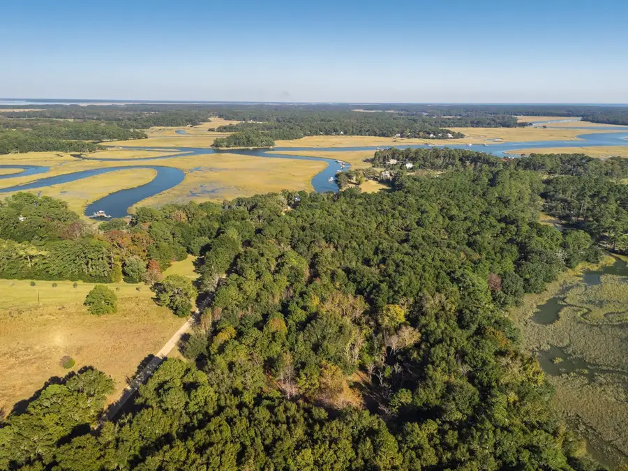 8356 Crooked Creek Lane, Edisto Island, SC 29438 - Image #2
