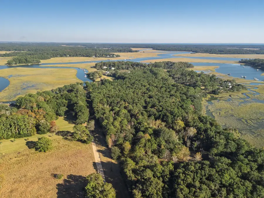 8356 Crooked Creek Lane, Edisto Island, SC 29438 - Image #3