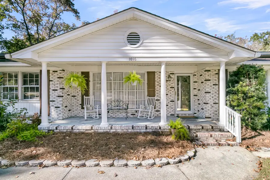 1016 Wheeler Drive, Hanahan, SC 29410 - Image #3